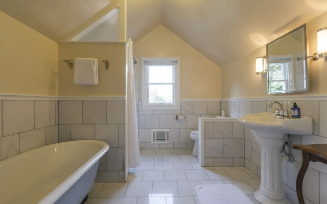 Standard room with balcony