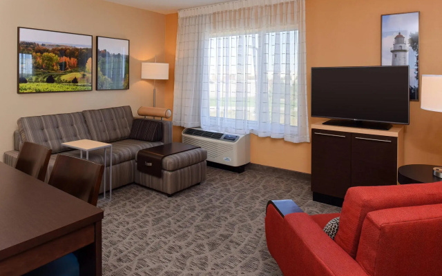 2 Bedrooms Suite