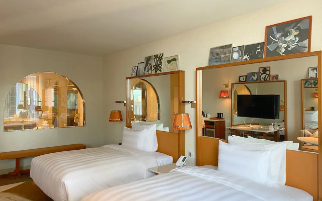 Deluxe Quadruple room