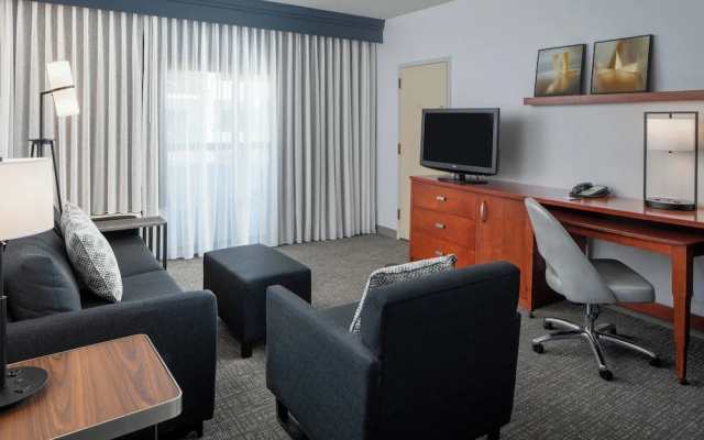 Quadruple Suite with balcony