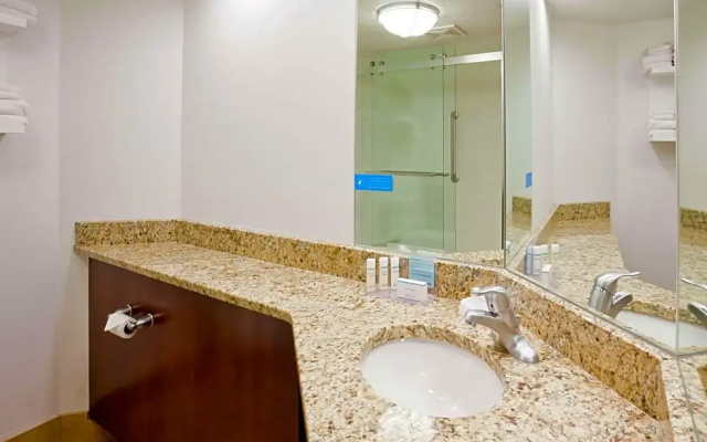 Standard Double room with partial view