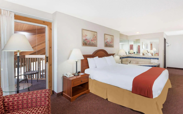 Double Suite
