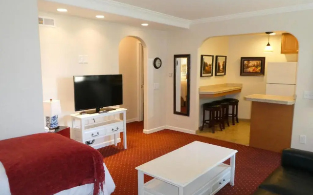 Deluxe Family room