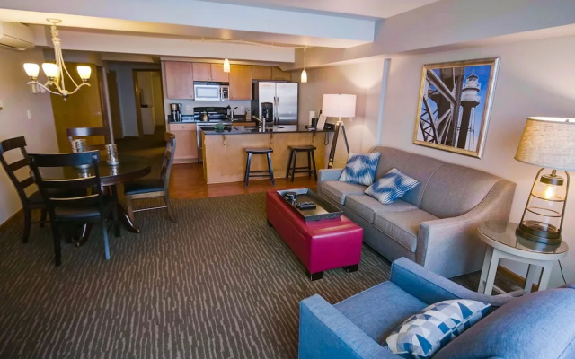 2 Bedrooms Standard room with lake view