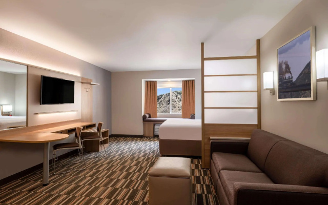 Double Suite