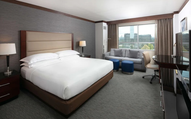 Superior Club room