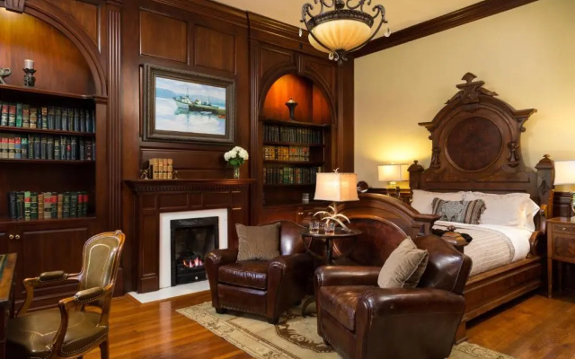 Double Suite