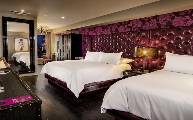 Luxury Quadruple room