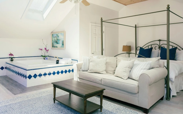 Standard room with balcony