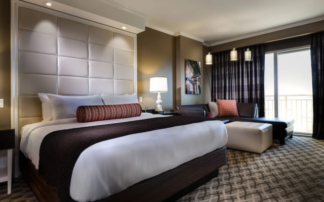 Standard Double room with balcony and with lake view