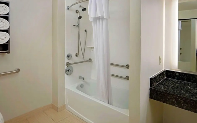 2 Bedrooms Double Suite