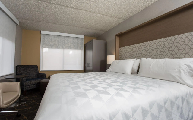 Standard Double room with city view