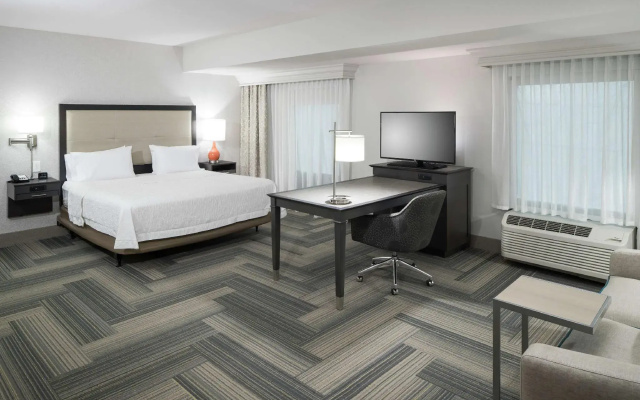 Mobility Accessible Double Studio Suite