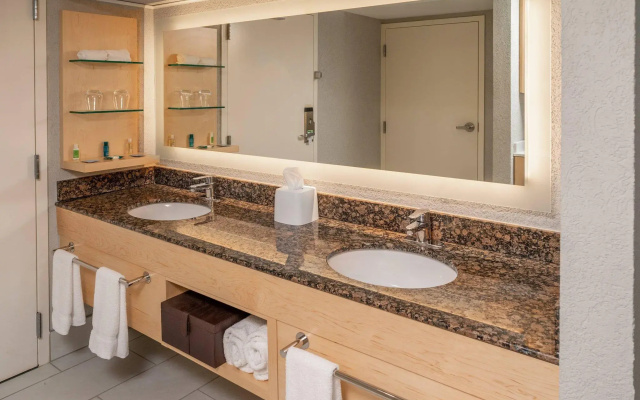Double Club Suite