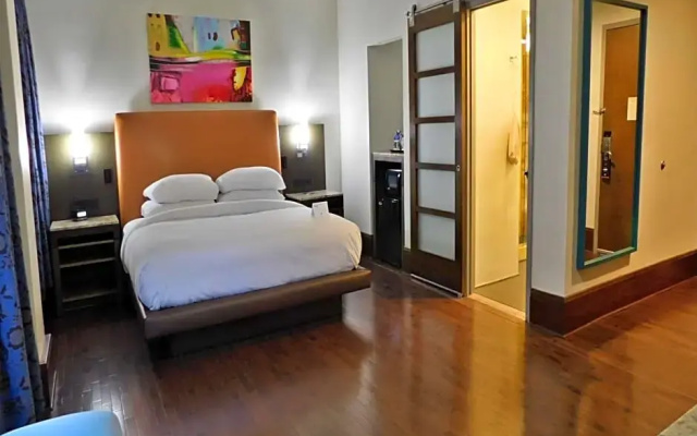 Standard Suite