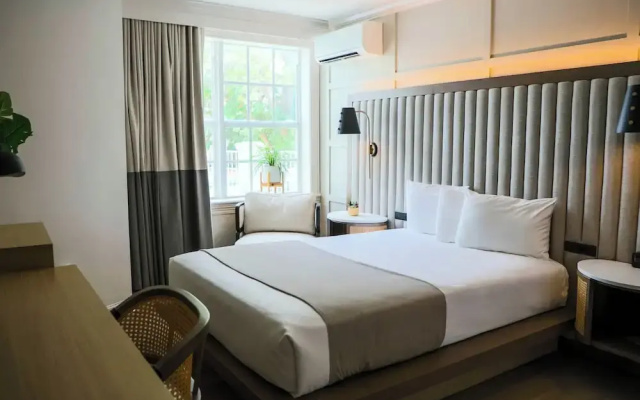 Micro Double room