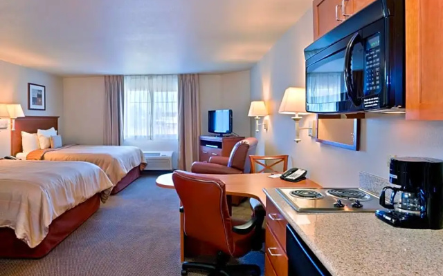 2 Bedrooms Suite
