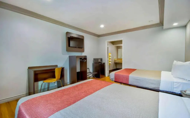 Standard Suite