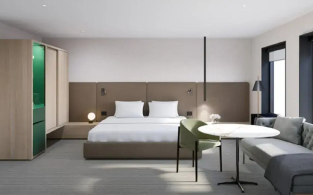 1 Bedroom Premium Suite with balcony