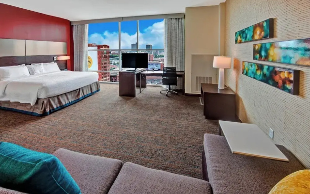 Deluxe Double Studio Suite