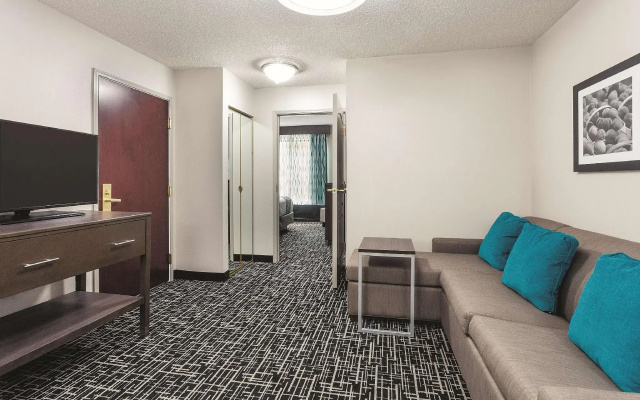 Double Suite