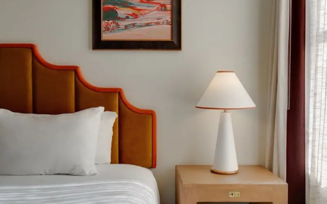 Premium Double room with city view