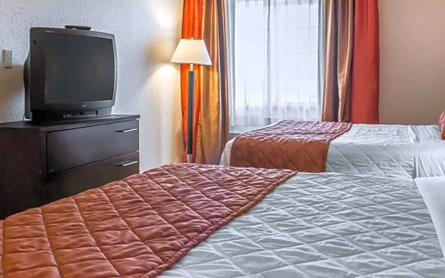 Sextuple Suite