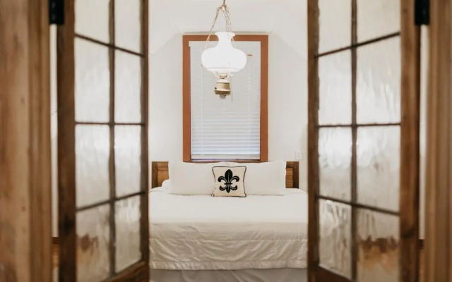 Deluxe Double Suite