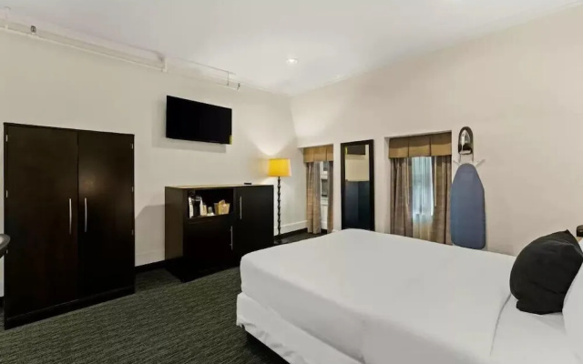 Superior Suite