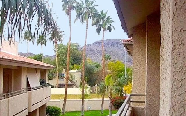 2 Bedrooms Economy room with balcony and with mountain view