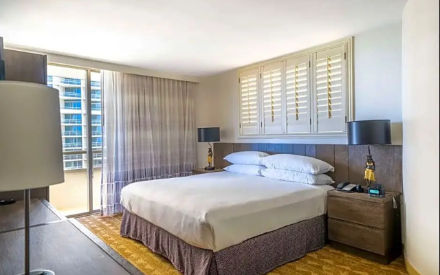 1 Bedroom Double Suite with pool view