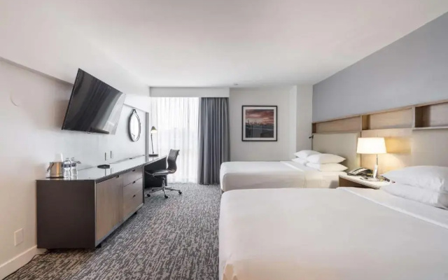 Mobility/Hearing Accessible Twin room