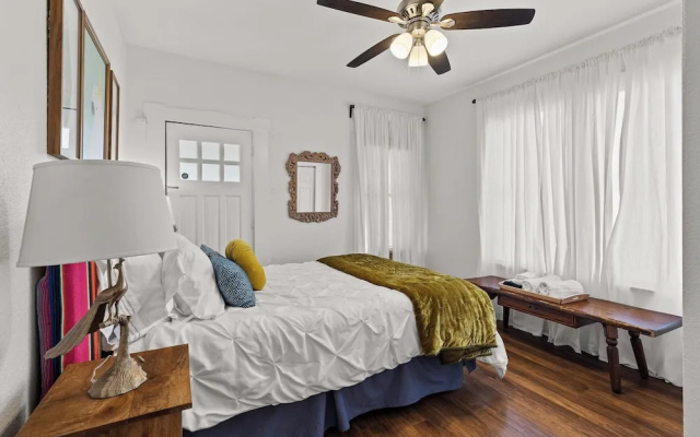 3 Bedrooms Cottage