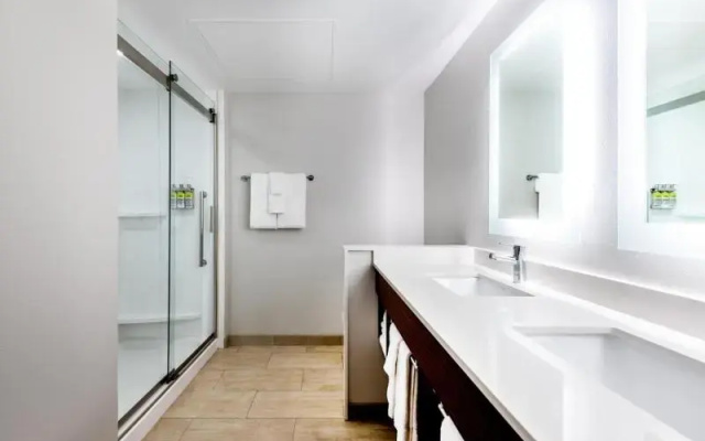Double Suite