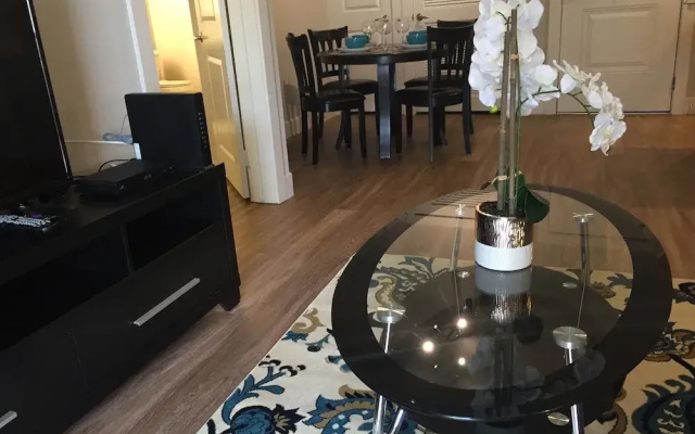 2 Bedrooms Apartment with balcony