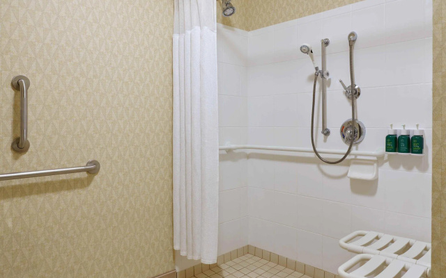 2 Bedrooms Double Suite