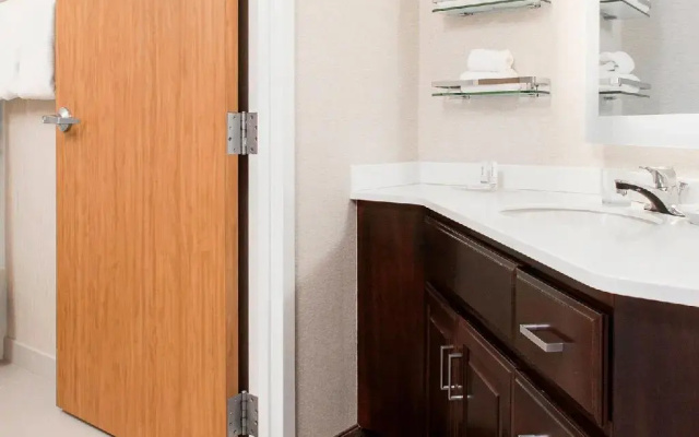 2 Bedrooms Double Suite