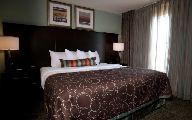 2 Bedrooms Double Suite