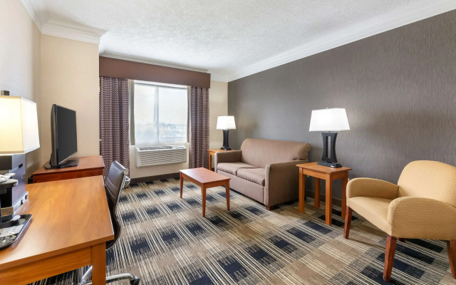 Double Suite