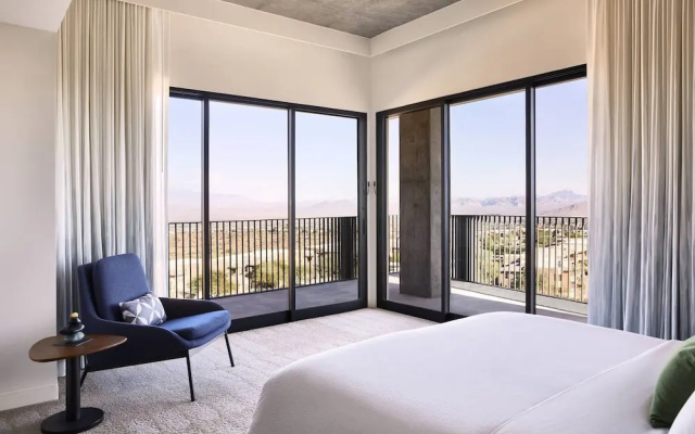 1 Bedroom Suite with balcony