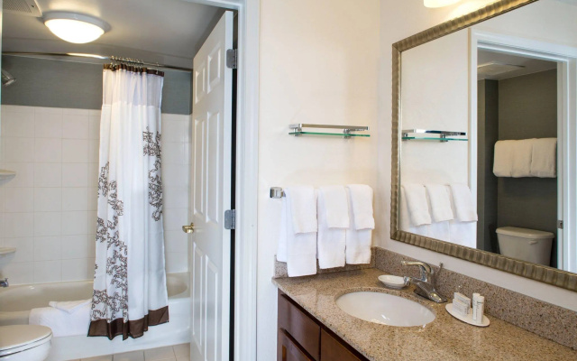 2 Bedrooms Suite