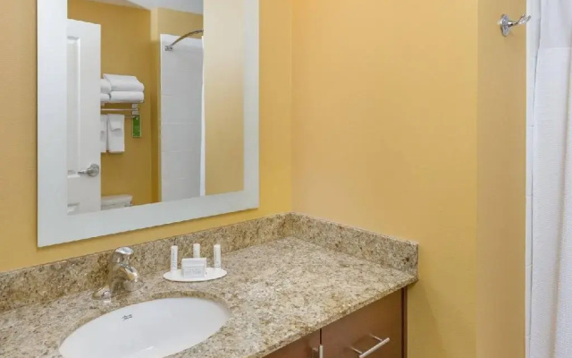 2 Bedrooms Suite