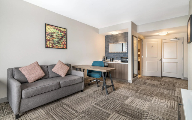 1 Bedroom Double Suite