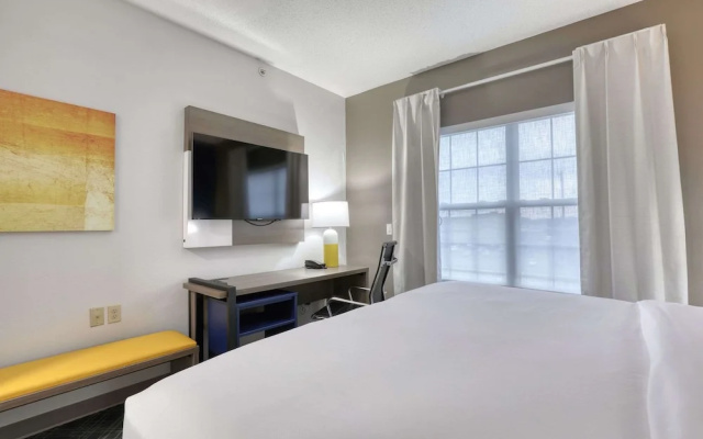 Standard Double room with pool view