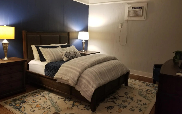 Economy room
