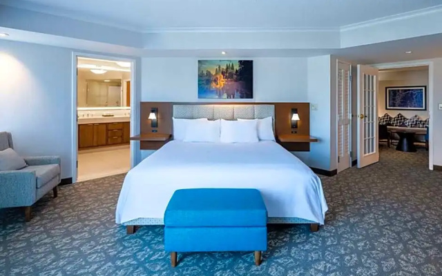 2 room Presidential Double Suite