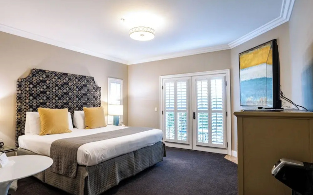Classic room