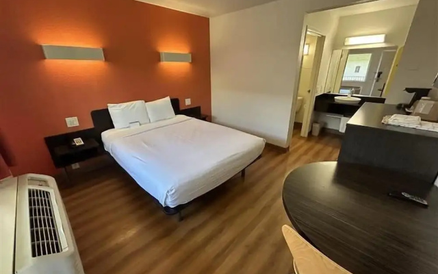 Standard Suite