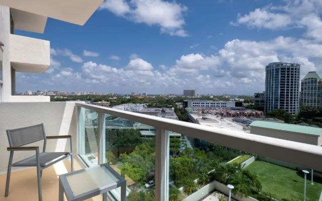 Standard Double room with city view