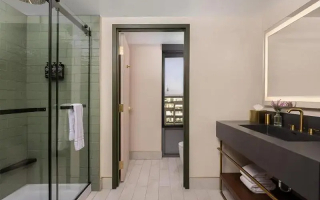 Standard Sextuple room